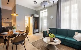 P431 Elitehost Luxury Apartment